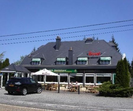 Hotel Aux Massotais Petites Tailles Exterior photo